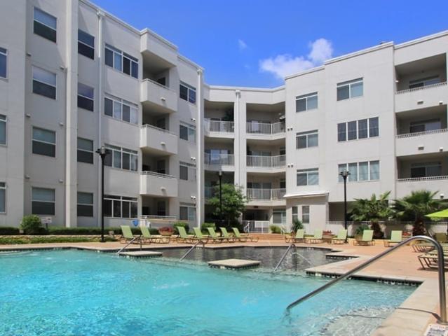 2 BR, 2 BA Apartment 1001 Lake Carolyn Parkway Unit 327, Irving, TX 75039