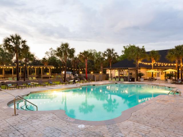 2 BR, 2 BA Apartment 1001 Riverland Woods Place Unit 14U, Charleston, SC 29412