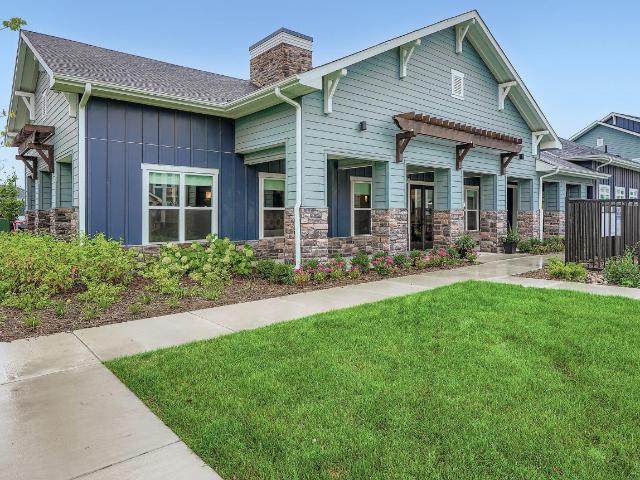 2 BR, 2 BA Apartment 1003 148th Street West Unit 202, Rosemount, MN 55068