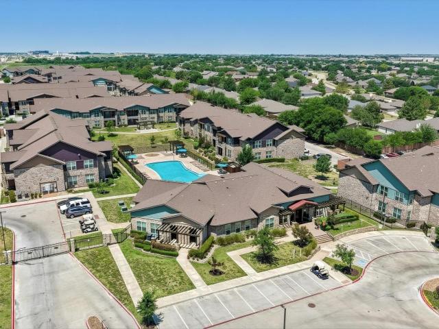 2 BR, 2 BA Apartment 1003 Windmill Farms Blvd Unit 1311, Forney, TX 75126