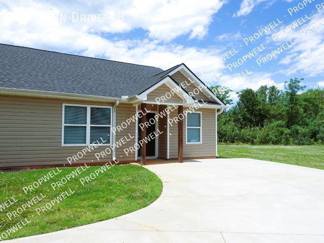 2 BR, 2 BA Apartment 1006 Margin Drive, Greer, SC 29650