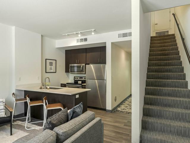 2 BR, 2 BA Apartment 1006 S Main St Unit Private Priced By Bed, Moscow, ID 83843