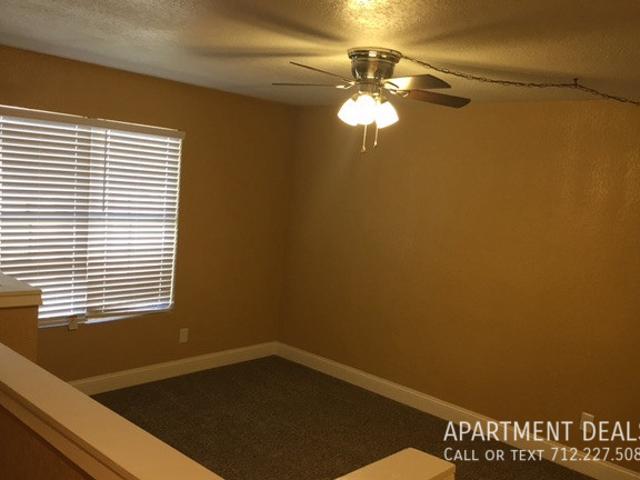2 BR, 2 BA Apartment 1006 W Ashley Wilson RdÂ, Sweeny, TX 77480