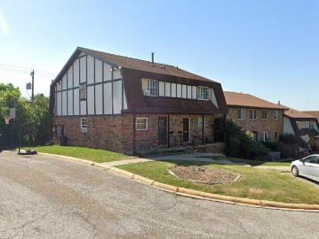2 BR, 2 BA Apartment 1007 21st Avenue Place, Coralville, IA 52241