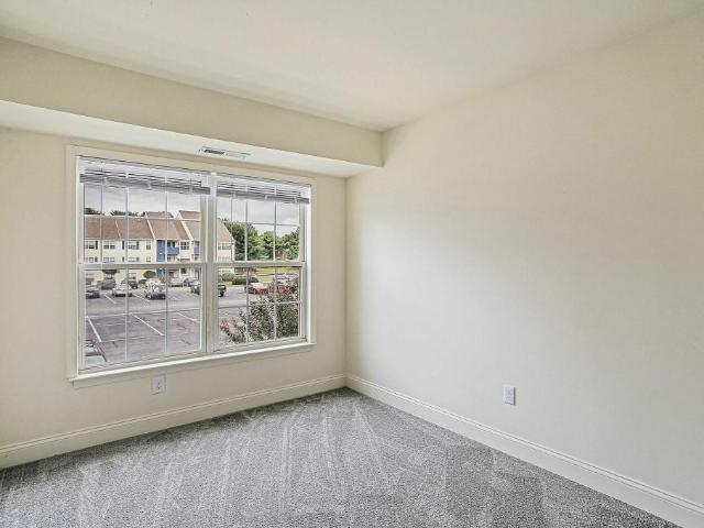 2 BR, 2 BA Apartment 100 A Valley Drive Unit 400 26, Milford, DE 19963