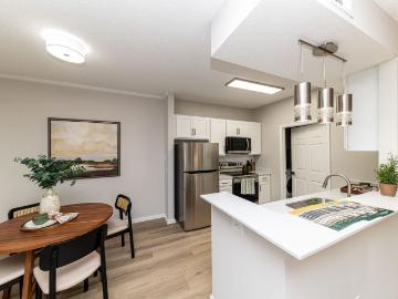 2 BR, 2 BA Apartment 100 Boone Hall Drive Unit 8 304, Piedmont, SC 29673