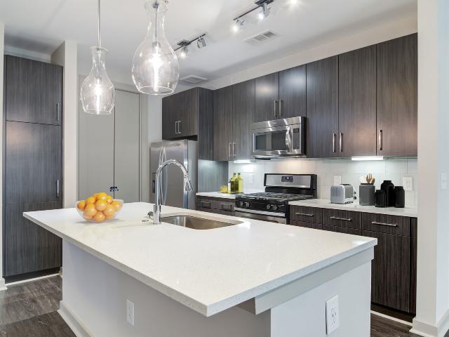 2 BR, 2 BA Apartment 100 Colonial Homes Dr NW Unit 0522, Atlanta, GA 30309