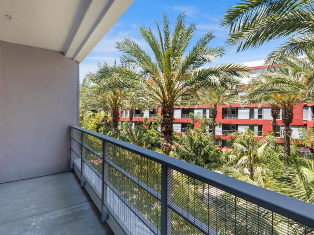 2 BR, 2 BA Apartment 100 East Macarthur Boulevard Unit 463, Santa Ana, CA 92707