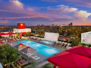 2 BR, 2 BA Apartment 100 East Macarthur Boulevard Unit 506, Santa Ana, CA 92707