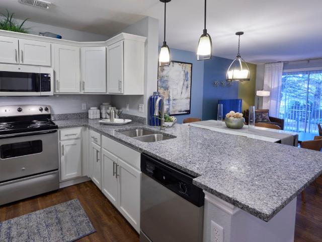 2 BR, 2 BA Apartment 100 Lake Village Boulevard Unit 46 46307, Auburn Hills, MI 48326