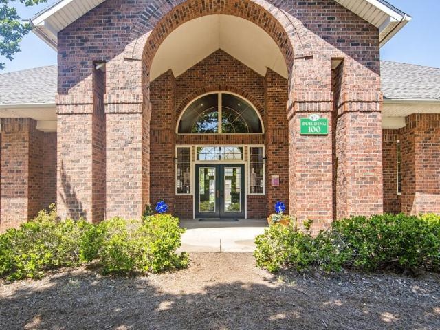 2 BR, 2 BA Apartment 100 Laurel Pointe Cir Unit 225, Salisbury, NC 28147