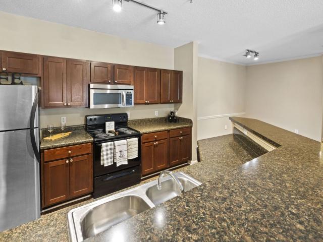 2 BR, 2 BA Apartment 100 Odyssey Lake Dr Unit 9104, Brunswick, GA 31525