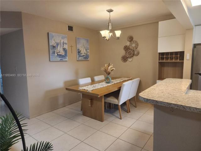 2 BR, 2 BA Apartment 100 Southeast 6th Avenue, Pompano Beach, FL 33060