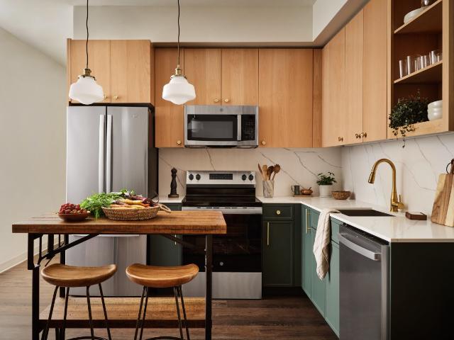 2 BR, 2 BA Apartment 1010 Southeast Ash Street Unit 505, Portland, OR 97214