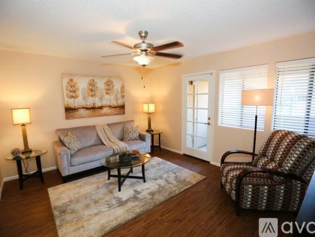 2 BR, 2 BA Apartment 10134 W Mohawk Ln, Unit Sedona 2 bedroom, Peoria, AZ 85382