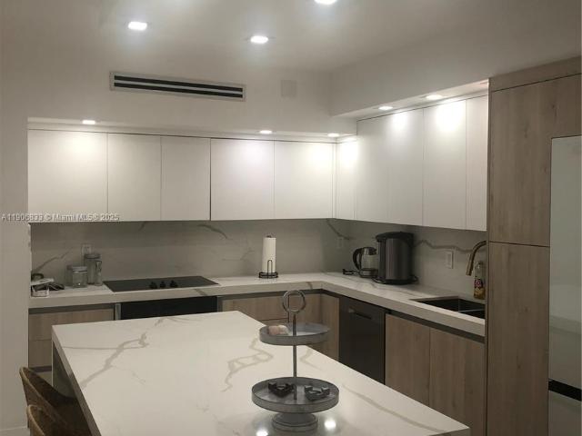 2 BR, 2 BA Apartment 10185 Collins Avenue, Bal Harbour, FL 33154