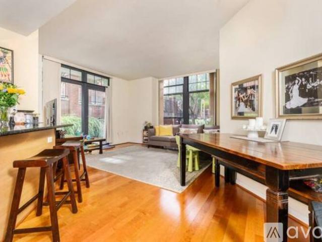 2 BR, 2 BA Apartment 1021 N Garfield St, Unit B1 level, Arlington, VA 22201