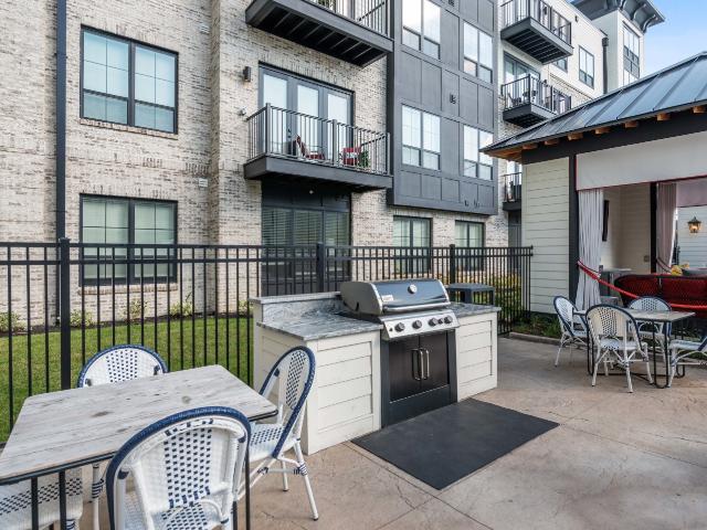 2 BR, 2 BA Apartment 1025 Luxe Ave Unit 25 8111, Columbus, OH 43220