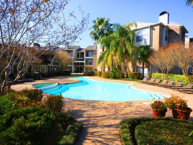 2 BR, 2 BA Apartment 10280 Windmill Lakes Blvd Unit 6308, Houston, TX 77075