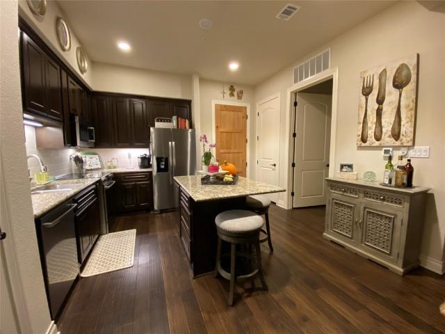 2 BR, 2 BA Apartment 102 Bella Toscana Avenue, Lakeway, TX 78734