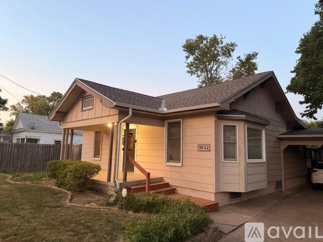 2 BR, 2 BA Apartment 1032 North Saint Paul Street, Wichita, KS 67203