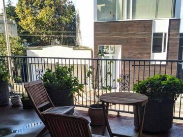 2 BR, 2 BA Apartment 1040 Ashbury Street Unit 1, San Francisco, CA 94117