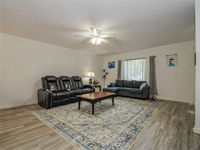 2 BR, 2 BA Apartment 1057 6th Avenue, Vero Beach, FL 32960