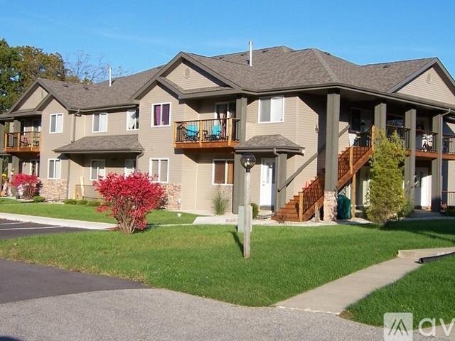 2 BR, 2 BA Apartment 105 Lindall Ave, Unit 1, Chesterton, IN 46304