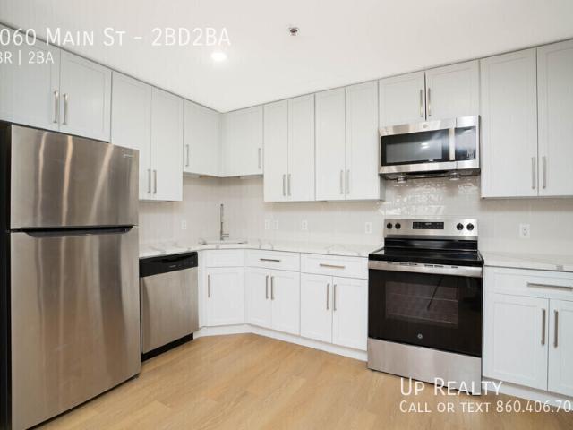 2 BR, 2 BA Apartment 1060 Main St, South Windsor, CT 06074