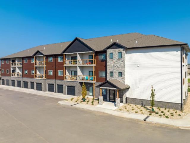 2 BR, 2 BA Apartment 1067 East 77th Street Unit 1065 1107 ADA, Sioux Falls, SD 57108