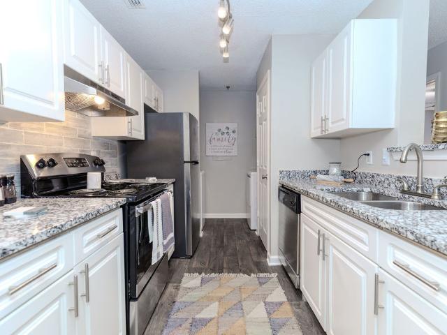 2 BR, 2 BA Apartment 1068 Merchants Dr Unit 622, Dallas, GA 30132