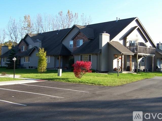 2 BR, 2 BA Apartment 106 Lindall Avenue, Unit Lindall, Chesterton, IN 46304