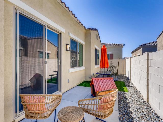 2 BR, 2 BA Apartment 10770 West Highland Avenue Unit 037, Phoenix, AZ 85037