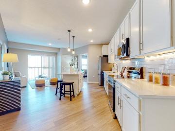 2 BR, 2 BA Apartment 10805 173rd Street West Unit 123, Lakeville, MN 55044