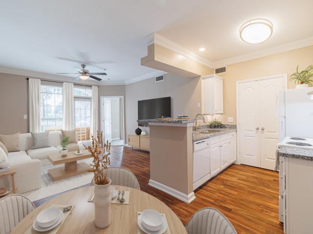 2 BR, 2 BA Apartment 10802 Legacy Park Drive Unit 06206, Houston, TX 77064