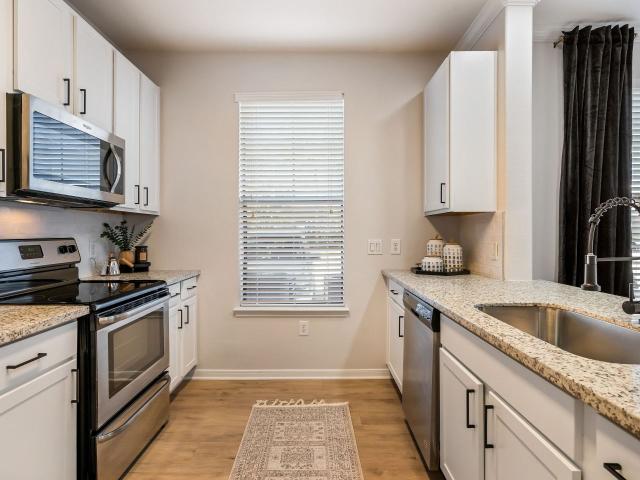 2 BR, 2 BA Apartment 10851 Montfair Boulevard Unit 5320, Spring, TX 77382