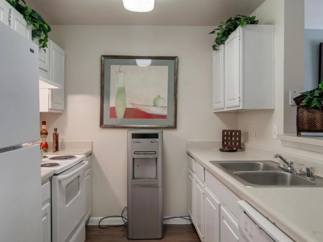 2 BR, 2 BA Apartment 10990 Highland Meadow Dr Unit 6 603, Houston, TX 77089
