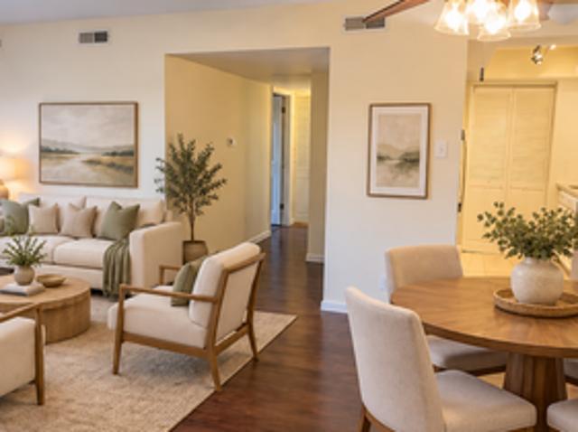 2 BR, 2 BA Apartment 10 Fairways Cir, Unit G, Saint Charles, MO 63303