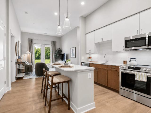 2 BR, 2 BA Apartment 10 W College Terrace Unit 1417, Frederick, MD 21701