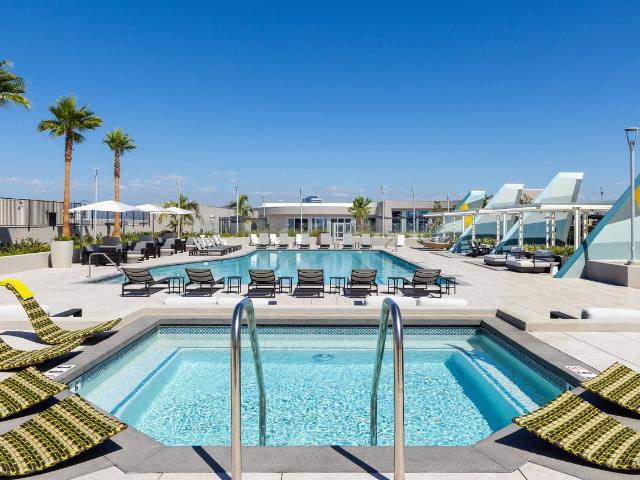 2 BR, 2 BA Apartment 1100 Volar Unit 1309, Irvine, CA 92612