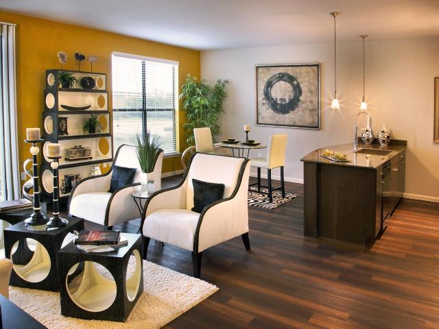 2 BR, 2 BA Apartment 11011 Domain Dr Unit 8 315, Austin, TX 78758