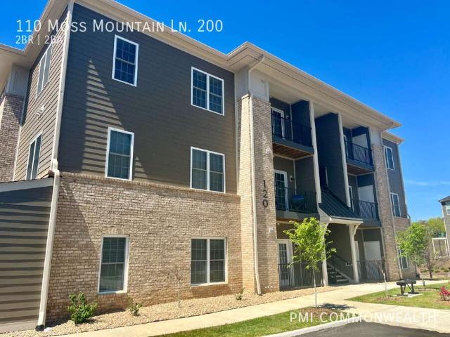 2 BR, 2 BA Apartment 110 Moss Mountain Ln. 200, Charlottesville, VA 22902
