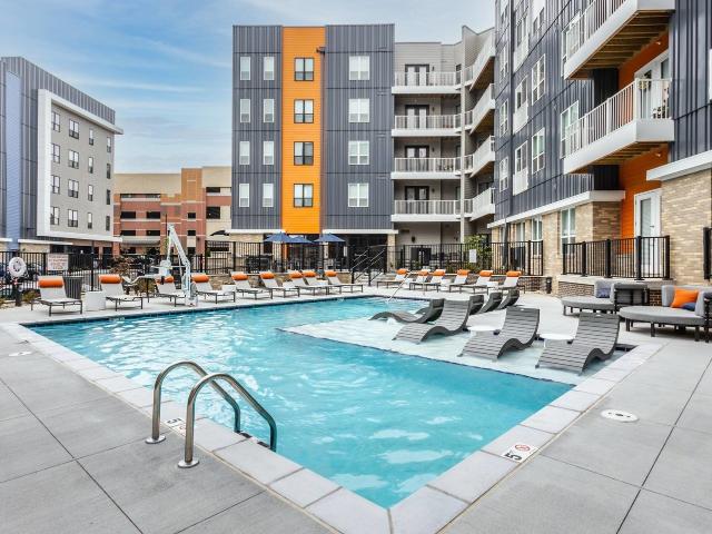 2 BR, 2 BA Apartment 110 S. Chestnut Street Unit 1506, Olathe, KS 66061