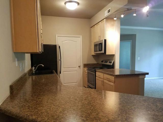 2 BR, 2 BA Apartment 11101 W 136th St Unit 00317, Overland Park, KS 66221