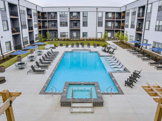 2 BR, 2 BA Apartment 11110 Lantern Road Unit 220, Fishers, IN 46038
