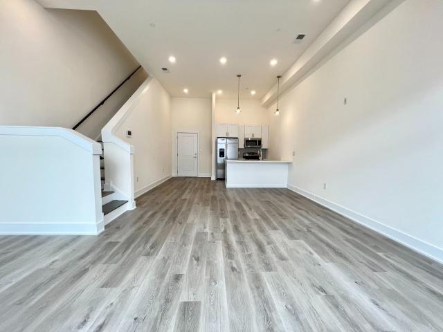 2 BR, 2 BA Apartment 1115 N American St, Philadelphia, PA 19123