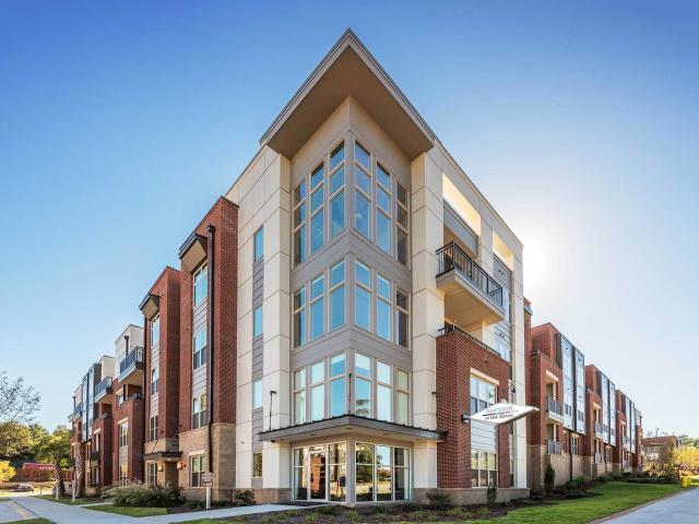 2 BR, 2 BA Apartment 111 Knox Abbott Drive Unit 1110, Cayce, SC 29033