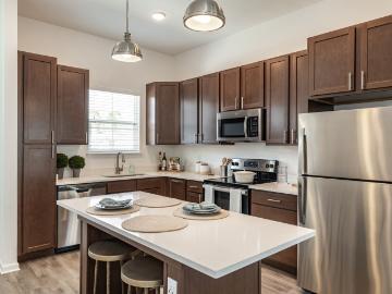2 BR, 2 BA Apartment 11225 Estia Drive Unit 102, Bradenton, FL 34211
