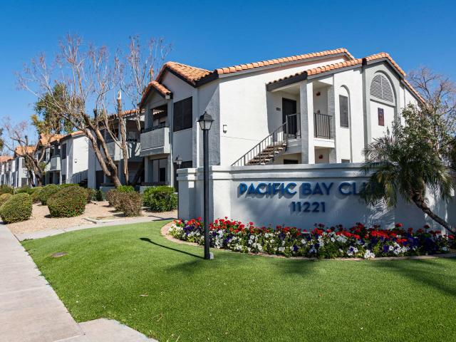 2 BR, 2 BA Apartment 11221 South 51st Street Unit 1016, Phoenix, AZ 85044
