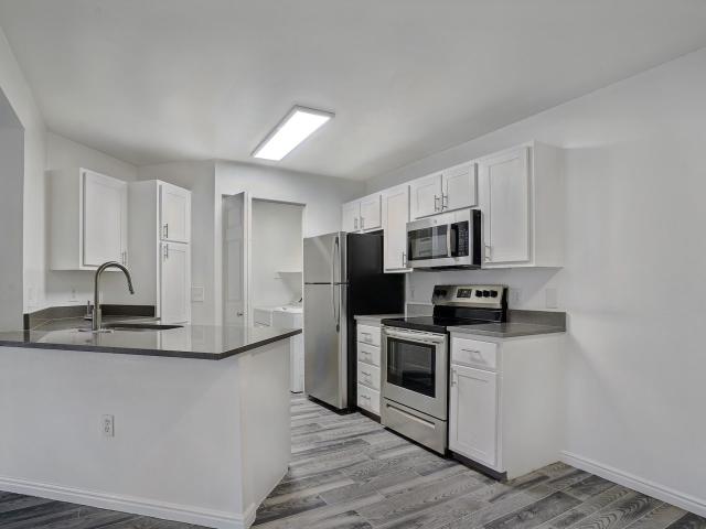 2 BR, 2 BA Apartment 11251 South State Street Unit L205, Sandy, UT 84070